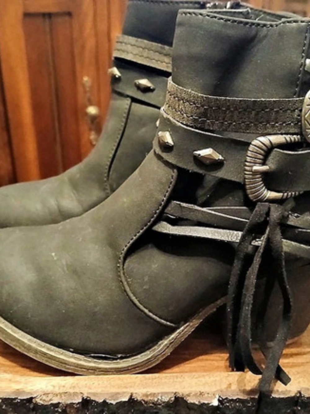 Fahrenheit Black Buckle Ankle Boots US 7 M